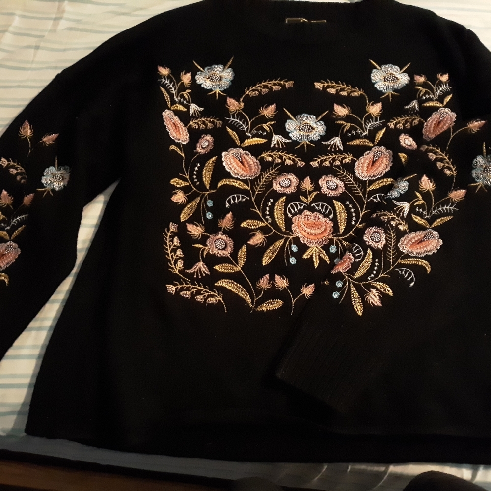 Ladies sweater